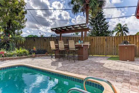 40 SW 9th Court Pompano Beach FL 33060