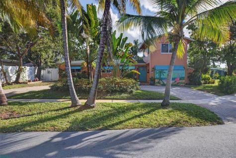 40 SW 9th Court Pompano Beach FL 33060