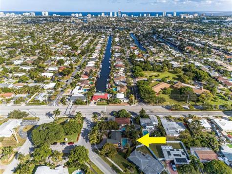 40 SW 9th Court Pompano Beach FL 33060