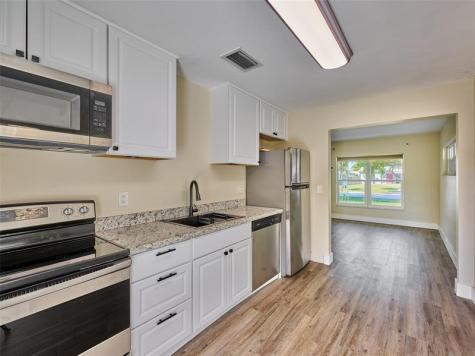 5208 NE 2nd Avenue Oakland Park FL 33334