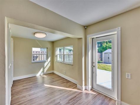 5208 NE 2nd Avenue Oakland Park FL 33334