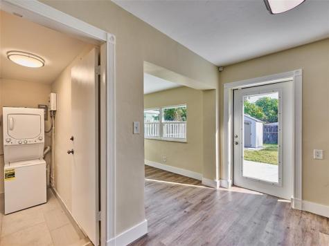 5208 NE 2nd Avenue Oakland Park FL 33334