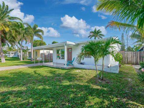 5208 NE 2nd Avenue Oakland Park FL 33334