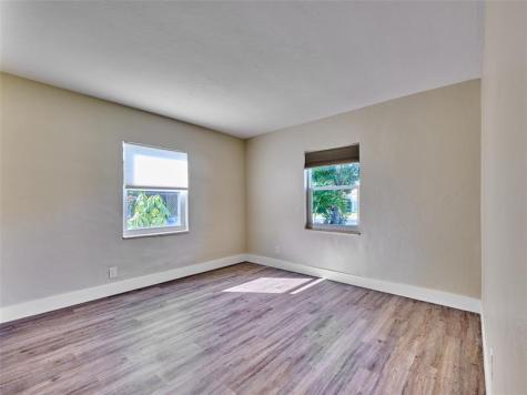 5208 NE 2nd Avenue Oakland Park FL 33334