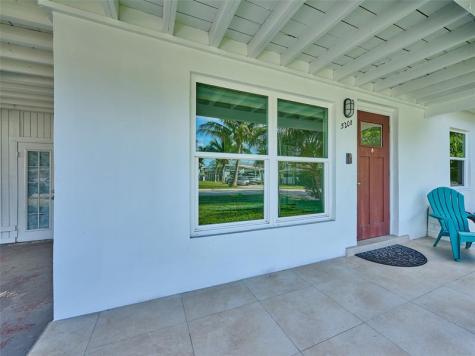 5208 NE 2nd Avenue Oakland Park FL 33334