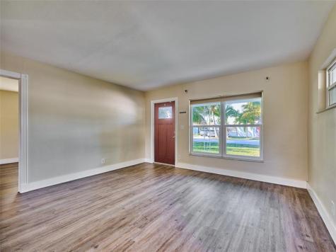 5208 NE 2nd Avenue Oakland Park FL 33334
