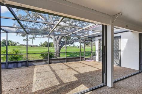 661 Deer Creek Hollows Circle Deerfield Beach FL 33442