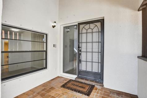 661 Deer Creek Hollows Circle Deerfield Beach FL 33442