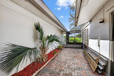 661 Deer Creek Hollows Circle Deerfield Beach FL 33442