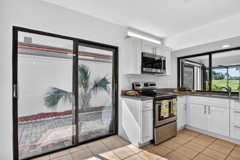 661 Deer Creek Hollows Circle Deerfield Beach FL 33442