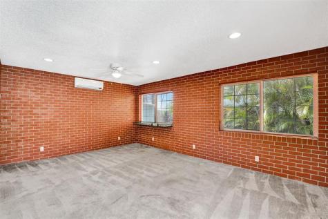 4731 NE 13 Avenue Oakland Park FL 33334