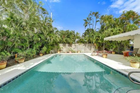 4731 NE 13 Avenue Oakland Park FL 33334
