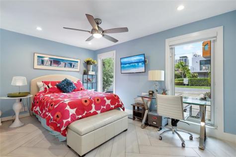390 NE 10th Avenue Fort Lauderdale FL 33301