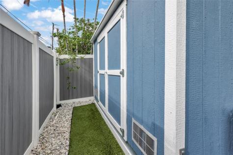 390 NE 10th Avenue Fort Lauderdale FL 33301