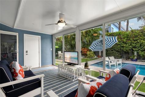 390 NE 10th Avenue Fort Lauderdale FL 33301