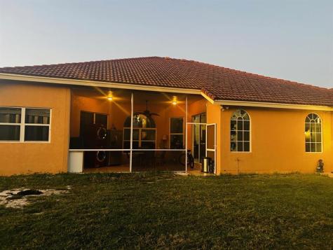 874 SW Mccracken Avenue Port St Lucie FL 34953