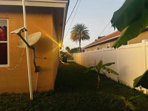 874 SW Mccracken Avenue Port St Lucie FL 34953