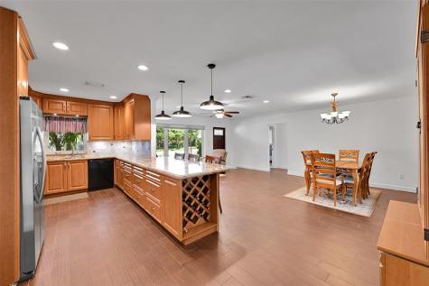 4401 NE 18th Avenue Oakland Park FL 33334