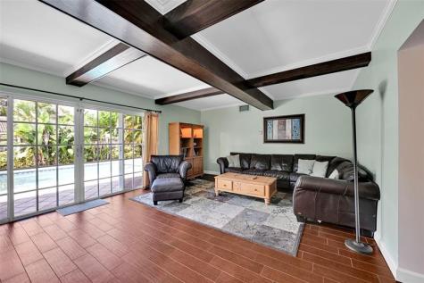 4401 NE 18th Avenue Oakland Park FL 33334