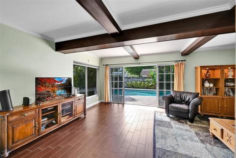4401 NE 18th Avenue Oakland Park FL 33334