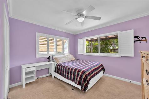 4401 NE 18th Avenue Oakland Park FL 33334