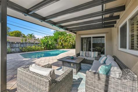 4401 NE 18th Avenue Oakland Park FL 33334