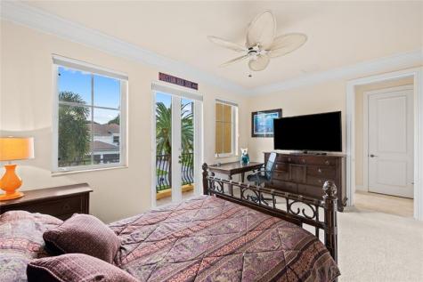 2637 NE 28th Court Lighthouse Point FL 33064