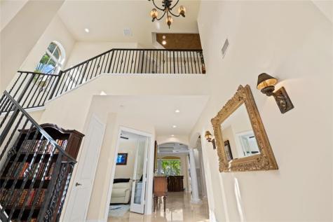 2637 NE 28th Court Lighthouse Point FL 33064