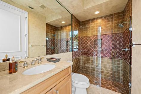 2637 NE 28th Court Lighthouse Point FL 33064