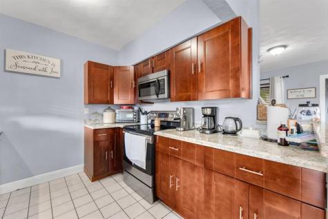 6400 Coolidge Street Hollywood FL 33024