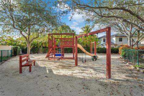 6992 SW 148th Lane Davie FL 33331