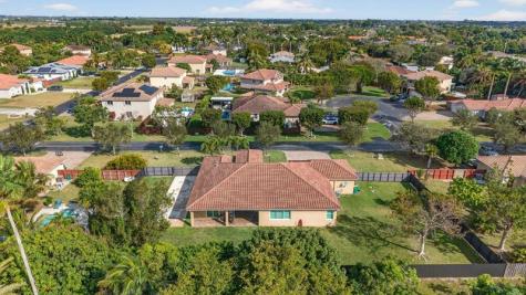 1528 NW 21st Street Homestead FL 33030