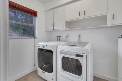 2031 NW 39th Court Oakland Park FL 33309