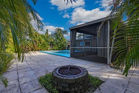 2031 NW 39th Court Oakland Park FL 33309