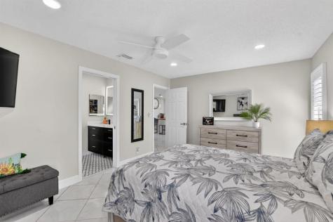 2062 SW 15th Place Deerfield Beach FL 33442