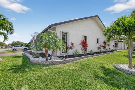 2062 SW 15th Place Deerfield Beach FL 33442