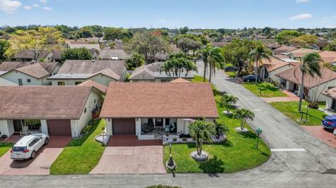 2062 SW 15th Place Deerfield Beach FL 33442