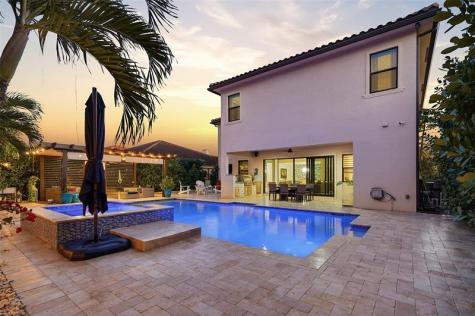 11665 NW 83rd Way Parkland FL 33076