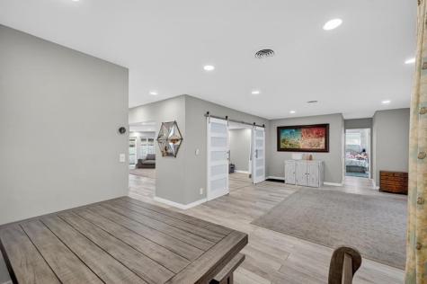 1570 NE 30th Place Oakland Park FL 33334