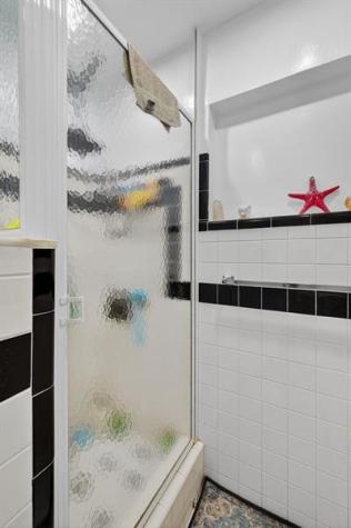 1570 NE 30th Place Oakland Park FL 33334