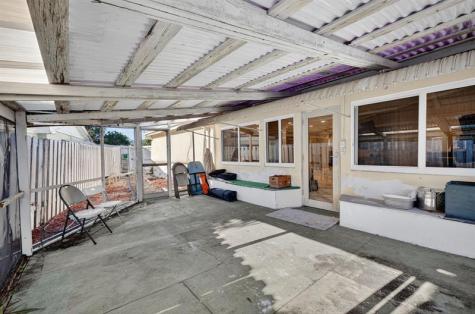 1570 NE 30th Place Oakland Park FL 33334