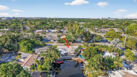 1570 NE 30th Place Oakland Park FL 33334