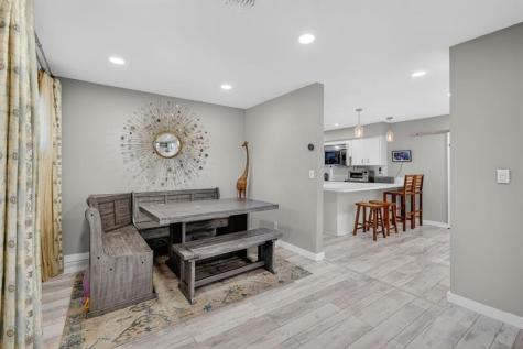 1570 NE 30th Place Oakland Park FL 33334