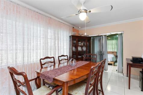 1251 NW 90th Drive Plantation FL 33322