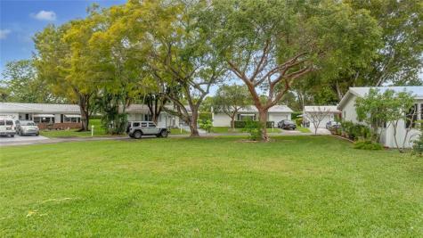 1251 NW 90th Drive Plantation FL 33322