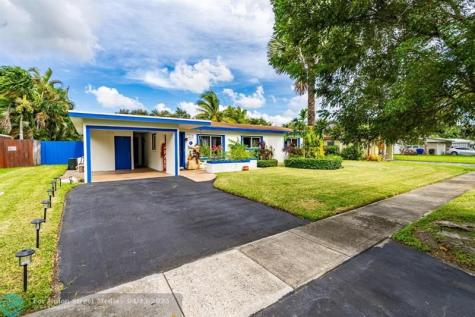 315 S 57th Avenue Hollywood FL 33023
