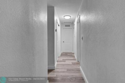 315 S 57th Avenue Hollywood FL 33023