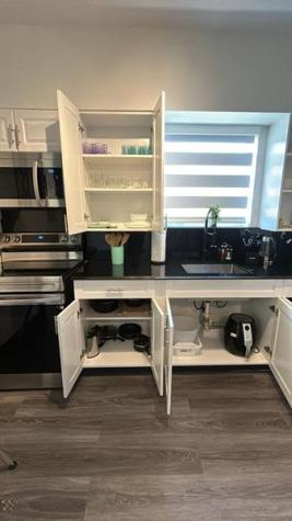 3080 NW 98 Miami FL 33147