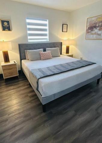 3080 NW 98 Miami FL 33147