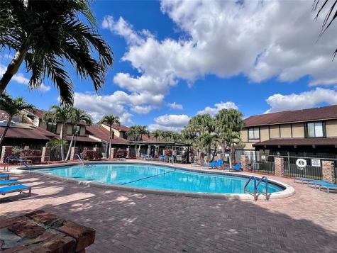 8963 NW 44th Court Sunrise FL 33351